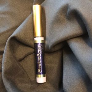 New sealed Senegence silver Violet Eye Shadow